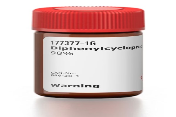 Diphencyprone Immunotherapy for Alopecia Areata 1 Diphencyprone Immunotherapy for Alopecia Areata