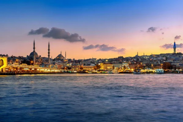 The Rise of Hair Transplant Tourism: What Makes Turkey the Top Destination 1 The Rise of Hair Transplant Tourism: What Makes Turkey the Top Destination
