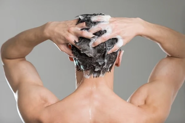 Anti-hair loss shampoos to combat baldness