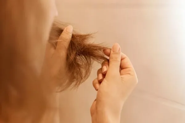 Chlorine damages Hair: Tips to protect it 3 Chlorine damages Hair: Tips to protect it