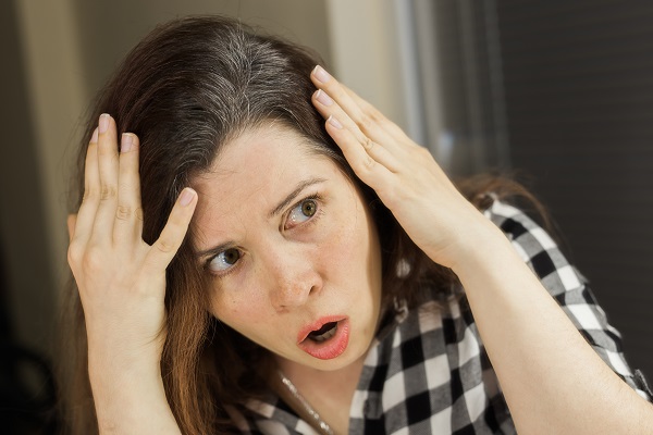 5 Habits that cause Dandruff 1 5 Habits that cause Dandruff