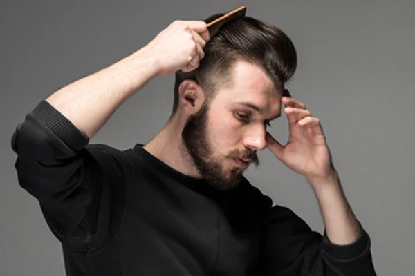 What is the number of hairs on the head? 1 What is the number of hairs on the head?