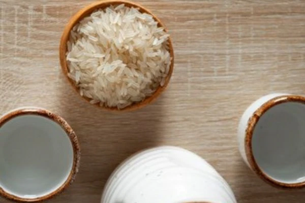 Rice Water for Hair: What is it and how does it work? 4 Rice Water for Hair: What is it and how does it work?