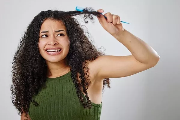 7 tips to Untangle Hair without damaging it