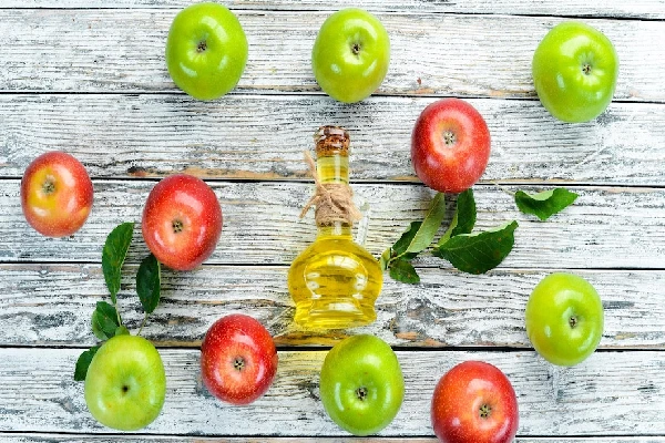 Try Apple Cider Vinegar for a healthy hair 3 Try Apple Cider Vinegar for a healthy hair