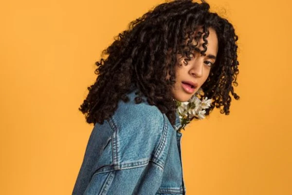 Ways to improve the density of curly hair 3 Ways to improve the density of curly hair