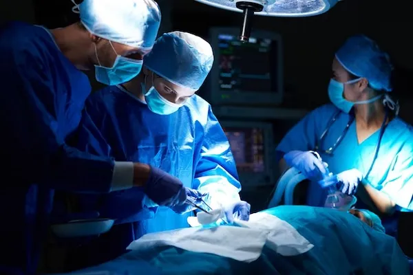 Is hair transplant price a good option in the UK? 1 Is hair transplant price a good option in the UK?