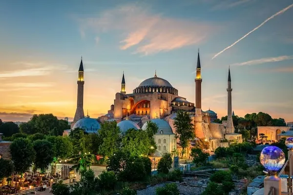 Hair transplant surgery in Turkey: Reviews and experience sharing 2 Hair transplant surgery in Turkey: Reviews and experience sharing