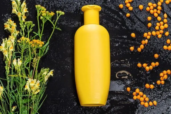 Cómo nutrir el pelo seco y con frizz