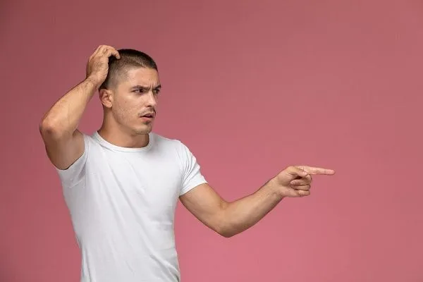Comment traiter les pellicules chez les hommes ? 6 Comment traiter les pellicules chez les hommes ?