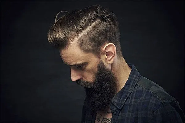 Cheveux gras et alopécie