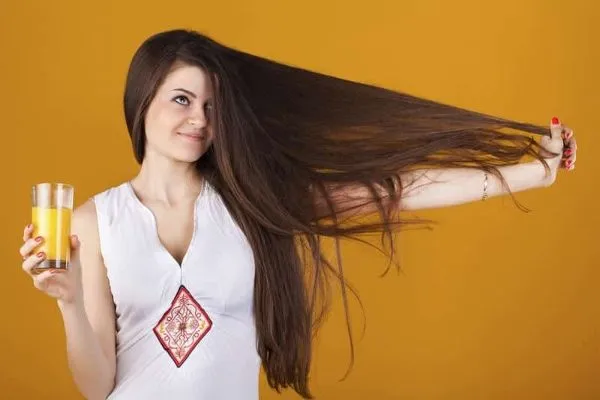 10 alimentos para fortalecer el cabello que debes añadir a tu dieta