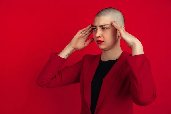 Alopecia androgénica en mujeres jóvenes