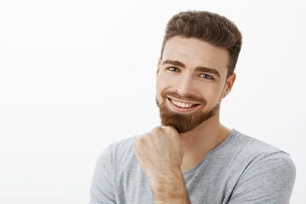 ¿Cómo tener un cabello grueso y saludable?