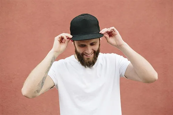 Le port d’un chapeau fait-il tomber les cheveux ? 6 Le port d’un chapeau fait-il tomber les cheveux ?