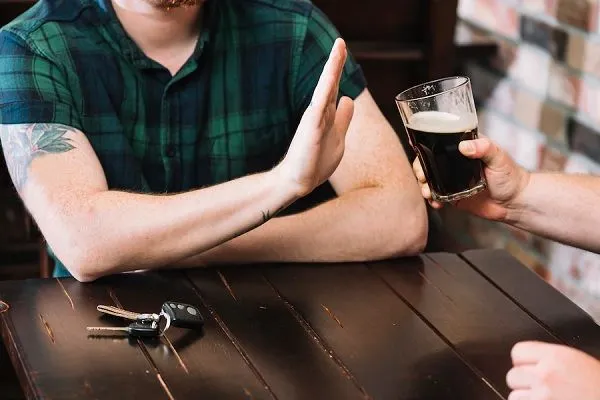 ¿Por qué dejar el alcohol en el injerto capilar?