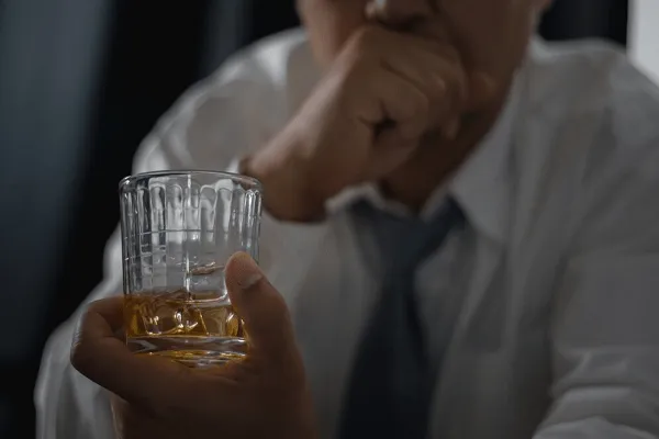 ¿Por qué dejar el alcohol en el injerto capilar? 2 ¿Por qué dejar el alcohol en el injerto capilar?