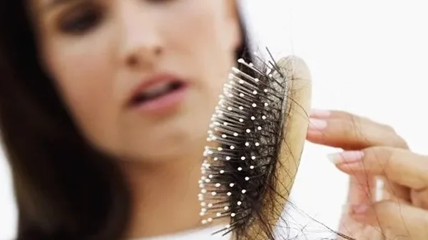 Nutrientes que ayudan a frenar la caída del cabello