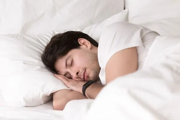 Cómo dormir después de un injerto capilar