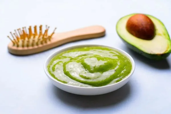 Cómo fortalecer el cabello con mascarillas naturales