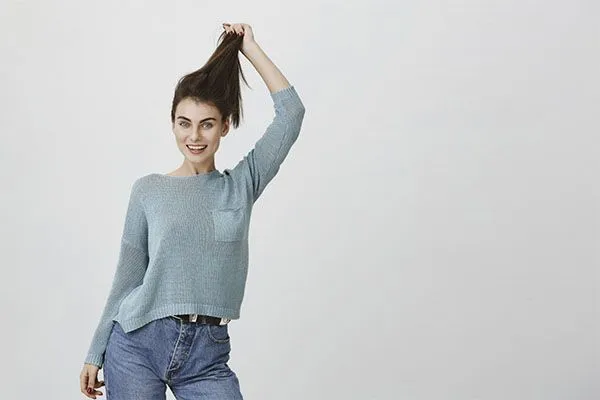Pourquoi les jeunes femmes perdent-elles leurs cheveux ? 5 Pourquoi les jeunes femmes perdent-elles leurs cheveux ?