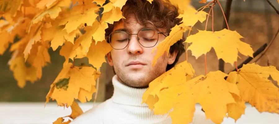 Otoño y la caída de pelo: causas, cuidados y prevención 1 Otoño y la caída de pelo: causas, cuidados y prevención
