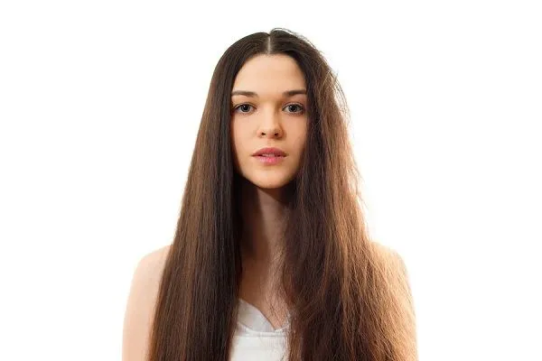¿Cómo recuperar el pelo quemado rápidamente?