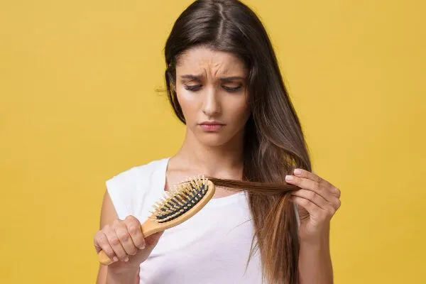 Ron quina: Cos’è e a cosa serve sui capelli 3 Ron quina: Cos’è e a cosa serve sui capelli