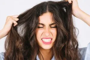 Shampoo al ketoconazolo: a cosa serve e come funziona 2 Shampoo al ketoconazolo: a cosa serve e come funziona