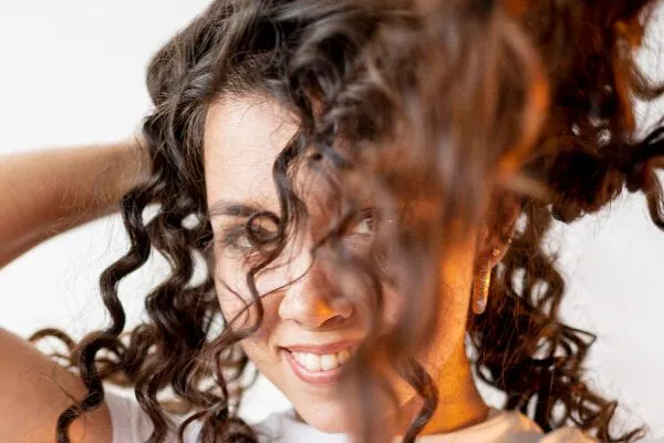 Acqua di riso per capelli: Cos’è e come usarla 3 Acqua di riso per capelli: Cos’è e come usarla