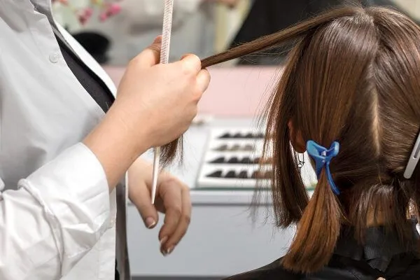 Puoi donare i capelli a qualcun altro? 6 Puoi donare i capelli a qualcun altro?