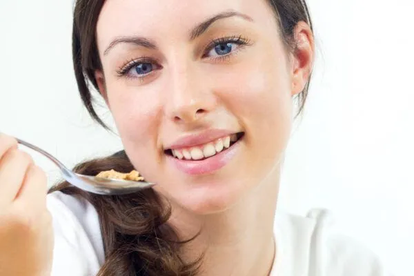 La migliore alimentazione per i capelli sani