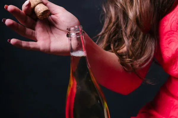 Alimenti che causano la caduta dei capelli 5 Alimenti che causano la caduta dei capelli