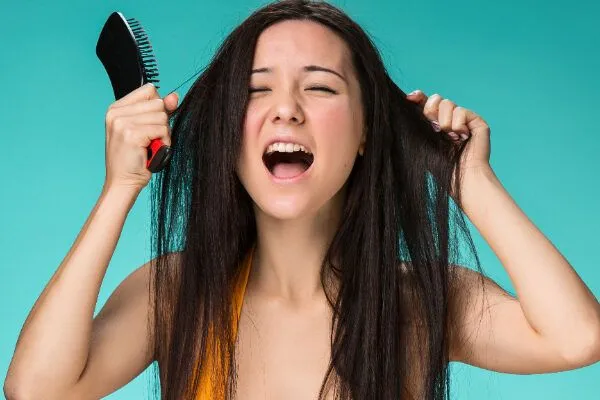 Come districare i capelli senza danneggiarli? 2 Come districare i capelli senza danneggiarli?