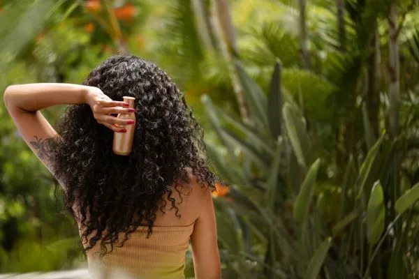 Come usare l’ortica contro la caduta dei capelli? 4 Come usare l’ortica contro la caduta dei capelli?