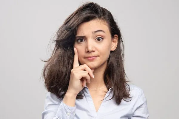 Effetto shedding, danneggia i nostri capelli? 4 Effetto shedding, danneggia i nostri capelli?