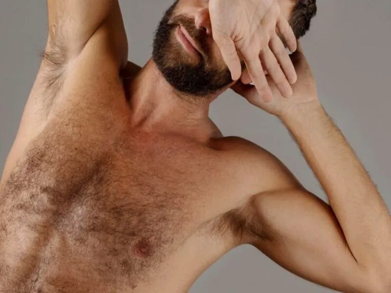 Techniques de greffe de cheveux : FUE, FUT, DHI et alternatives