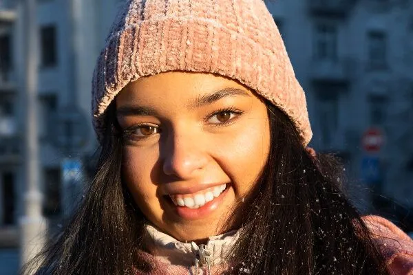 I modi migliori per prendersi cura dei capelli in inverno
