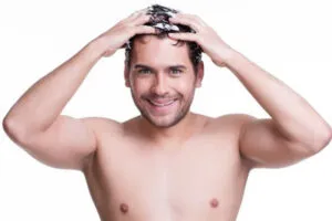 Shampoo al catrame di carbone: a cosa serve? 3 Shampoo al catrame di carbone: a cosa serve?