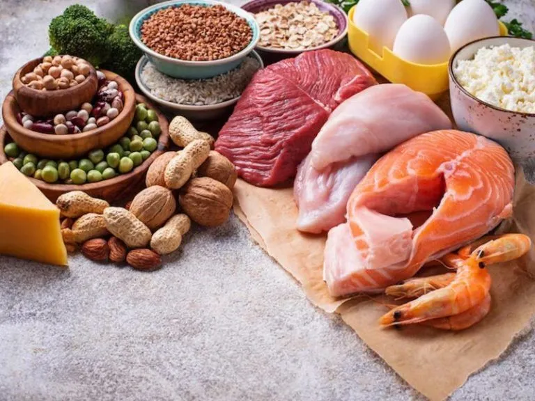 Les aliments pour renforcer les cheveux : nutriments, protéines et vitamines essentielles 4 Les aliments pour renforcer les cheveux : nutriments, protéines et vitamines essentielles
