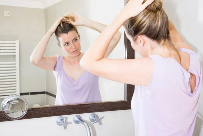 Mythes sur les cheveux : séparer la fiction de la réalité 4 Mythes sur les cheveux : séparer la fiction de la réalité