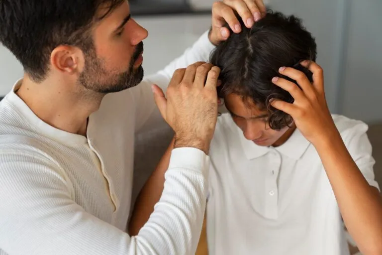 Pourquoi les cheveux cessent de pousser ? 5 Pourquoi les cheveux cessent de pousser ?