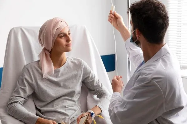 Chemioterapia e perdita dei capelli: cosa sapere