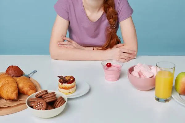 Alimenti che causano la caduta dei capelli