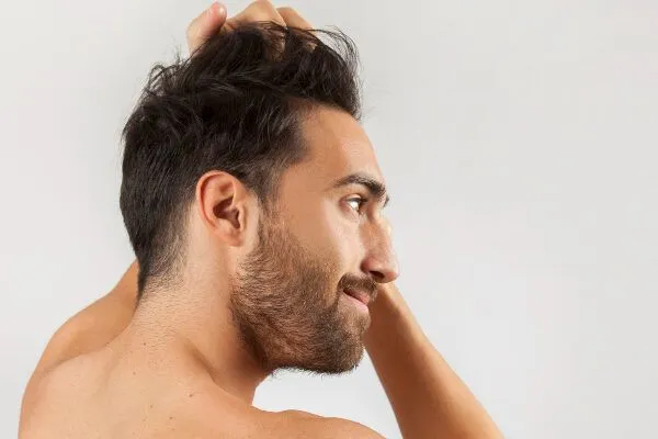 Le fasi di crescita dei capelli 7 Le fasi di crescita dei capelli