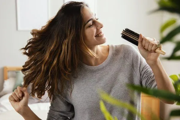 Trucchi per i capelli per sembrare più giovane! 1 Trucchi per i capelli per sembrare più giovane!