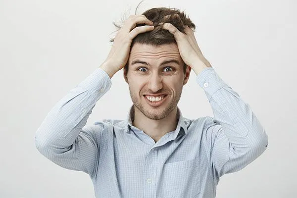 Pourquoi nos cheveux s’affaiblissent ? 2 Pourquoi nos cheveux s’affaiblissent ?