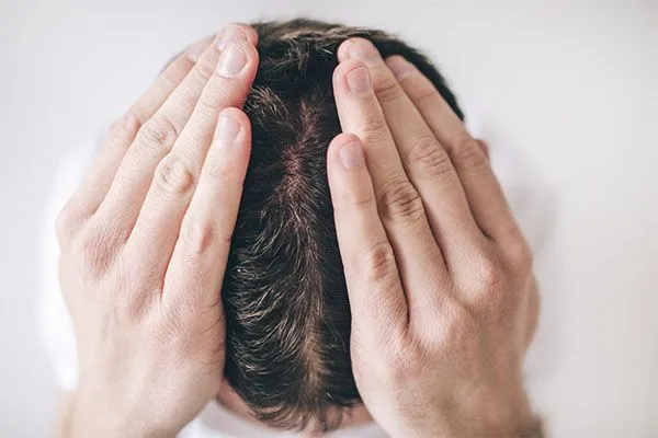 Pourquoi nos cheveux s’affaiblissent ? 5 Pourquoi nos cheveux s’affaiblissent ?