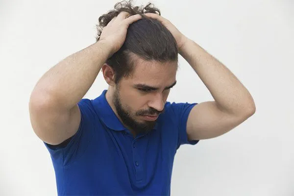 Pourquoi nos cheveux s’affaiblissent ? 6 Pourquoi nos cheveux s’affaiblissent ?