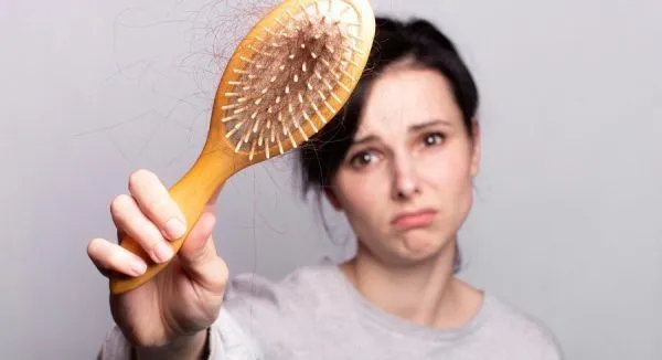 Come stimolare la crescita dei capelli? 1 Come stimolare la crescita dei capelli?